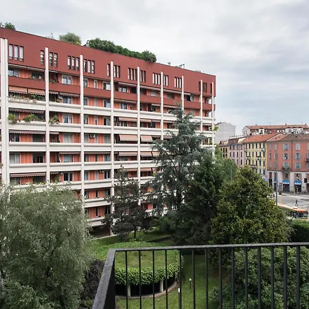 Gorgeous And Peaceful Near Metro Stop Mailand
