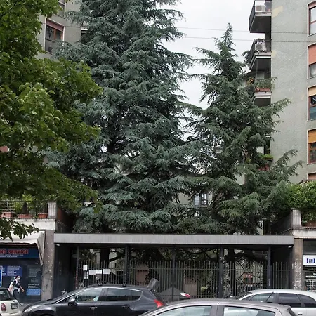 Apartment Gorgeous And Peaceful Near Metro Stop Mailand